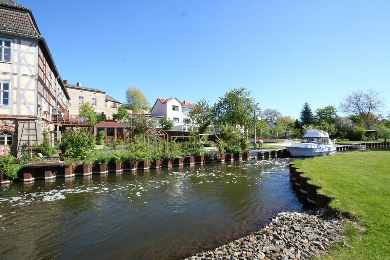 Schoene 3Zimmer Ferienwohnung Direkt Am Baalensee Fürstenberg-Havel Εξωτερικό φωτογραφία