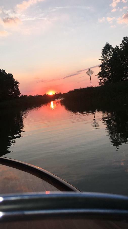 Schoene 3Zimmer Ferienwohnung Direkt Am Baalensee Fürstenberg-Havel Εξωτερικό φωτογραφία